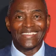 Carl Lumbly