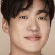 안재홍