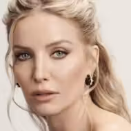 Annabelle Wallis