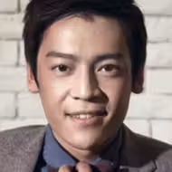 王杍逸