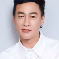 何润东