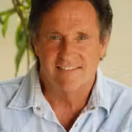 Robert Hays