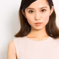市川由衣