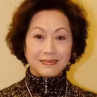 白茵
