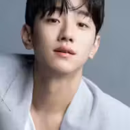 남윤수